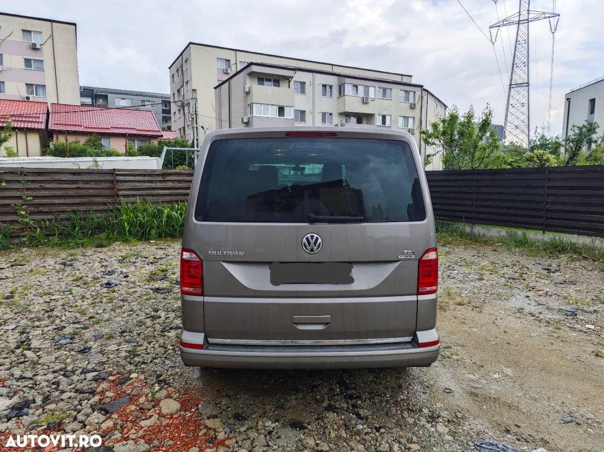 Volkswagen Multivan - 8