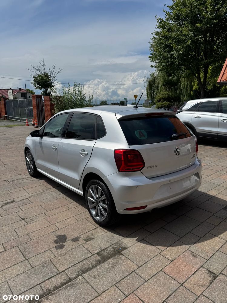 Volkswagen Polo 1.4 TDI (Blue Motion Technology) Comfortline - 2