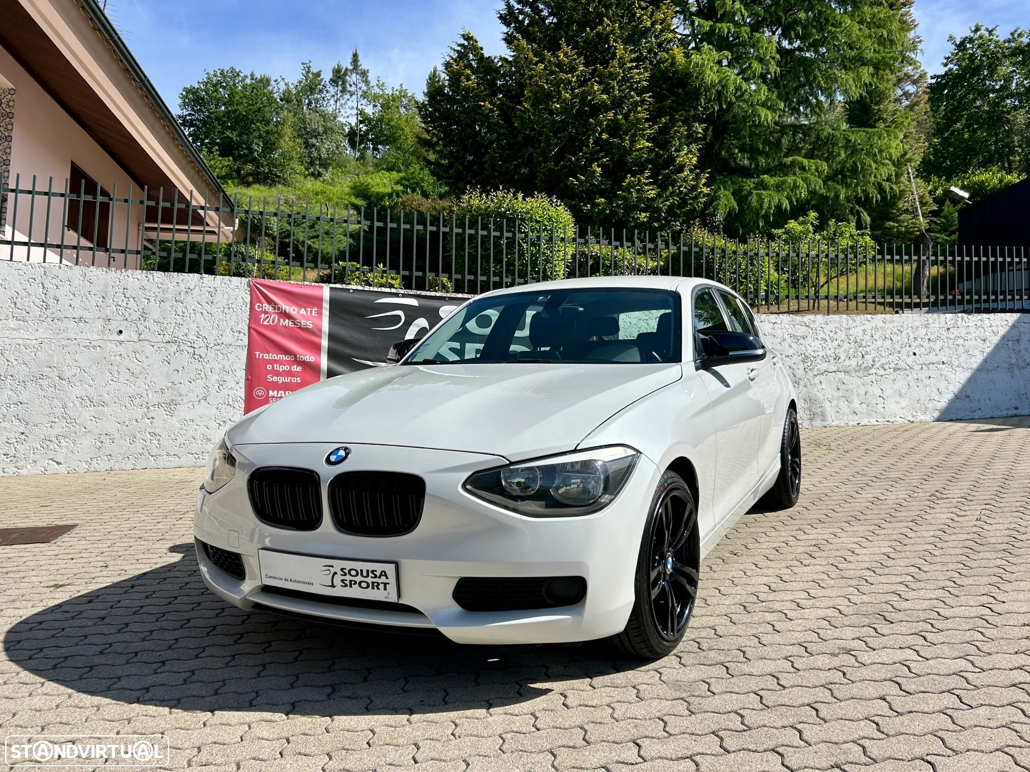 BMW 120 d Line Urban - 1