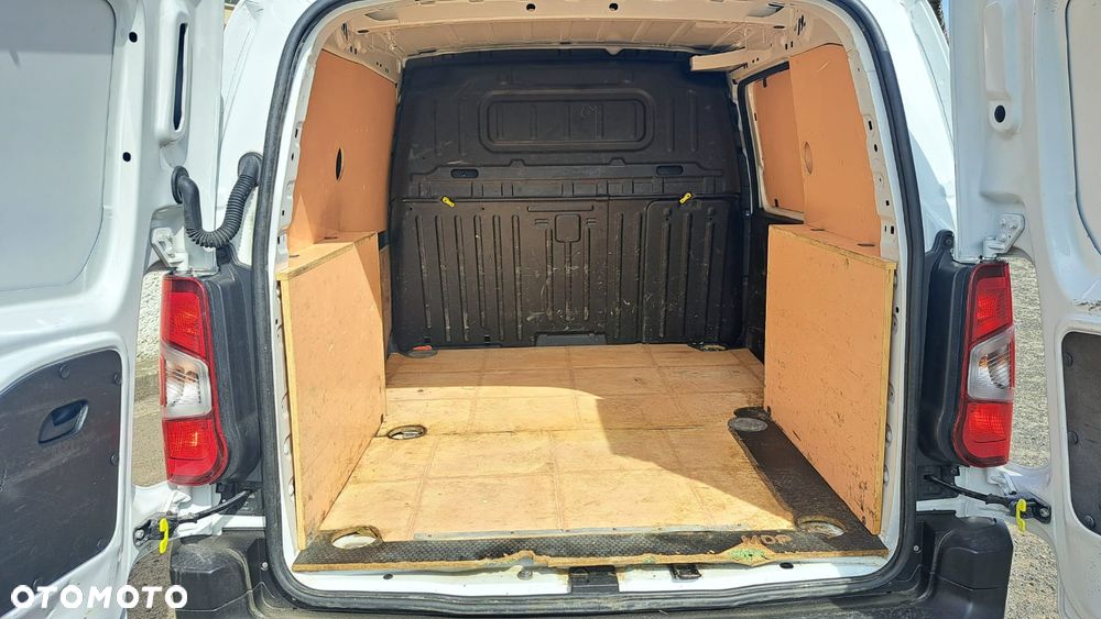 Citroën Berlingo M BlueHDi 130 EAT8 SHINE - 18