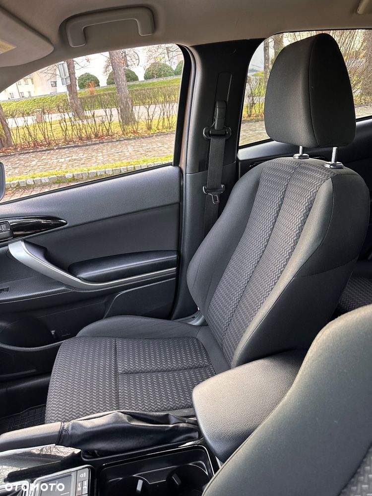 Mitsubishi Eclipse Cross 1.5 T GPF Inbusiness CVT - 13