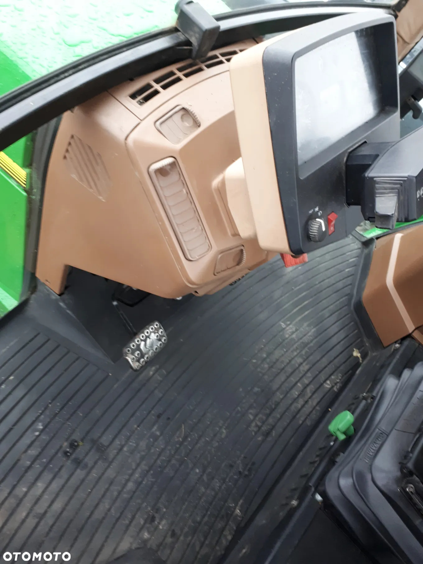 JOHN DEERE 6100,6200,6300,6400,7600,6506,6600,6800,6900 kabina,licznik,plastiki,instalacja,dach,drzwi,szyba,manetka rewersu,ehr,sterownik,dmuchawa,wykładzina. - 2