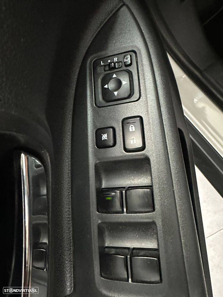 Mitsubishi Outlander 2.2 DI-D 4WD Auto Instyle - 20