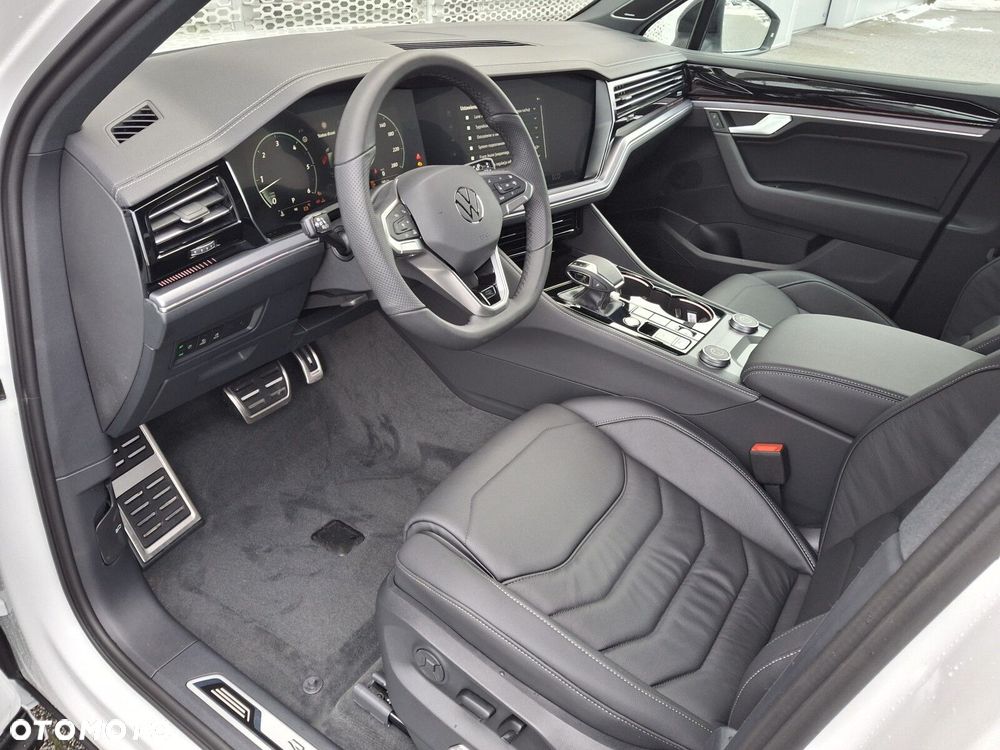 Volkswagen Touareg 3.0 V6 TDI 4Motion R-Line - 10