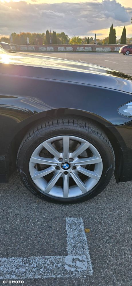 BMW Seria 5 520d - 15