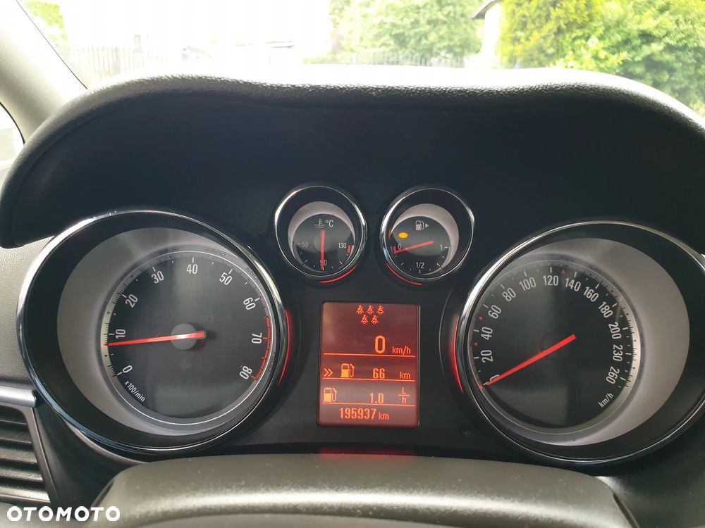 Opel Zafira Tourer 1.4 Turbo Edition - 27