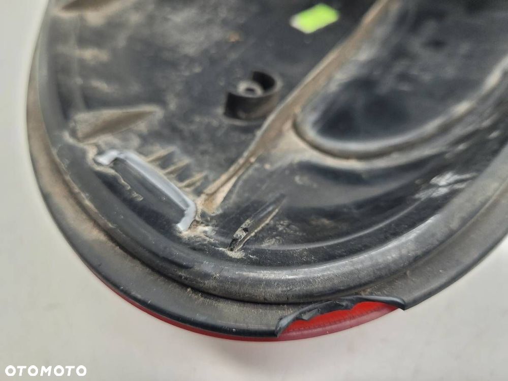 LAMPA TYŁ TYLNA LEWA W BŁOTNIK DODGE CARAVAN VI VOYAGRER EU - 6