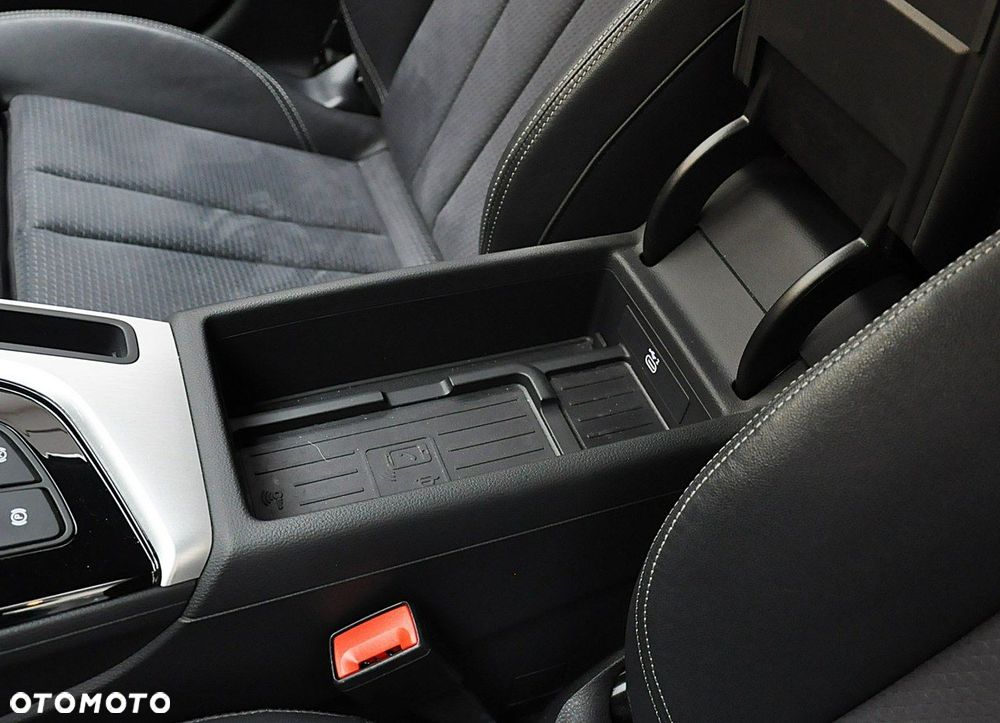 Audi A4 Limousine - 26