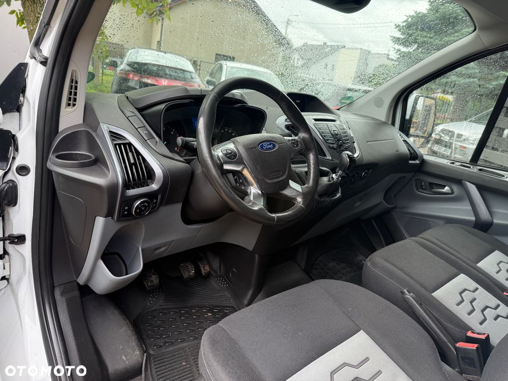 Ford TRANSIT CUSTOM - 8