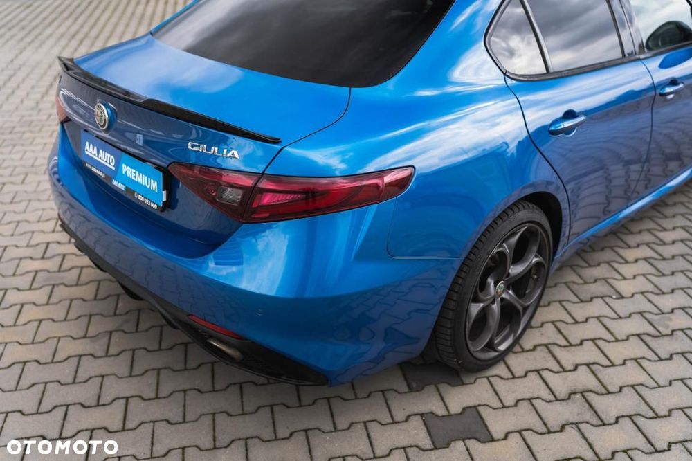 Alfa Romeo Giulia - 15