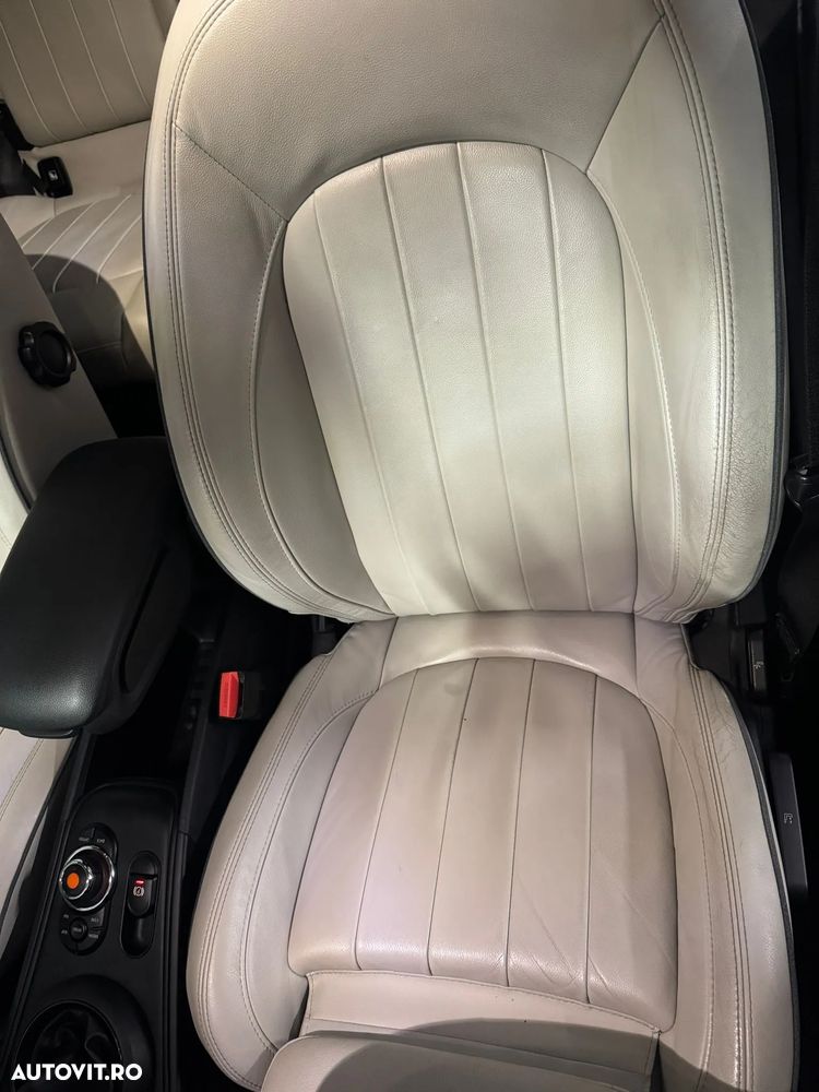 Mini Countryman Cooper S E ALL4 AT - 19