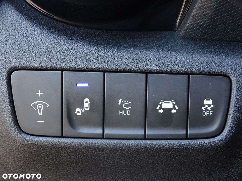 Hyundai Kona 1.6 T-GDI Premium 4WD DCT - 29