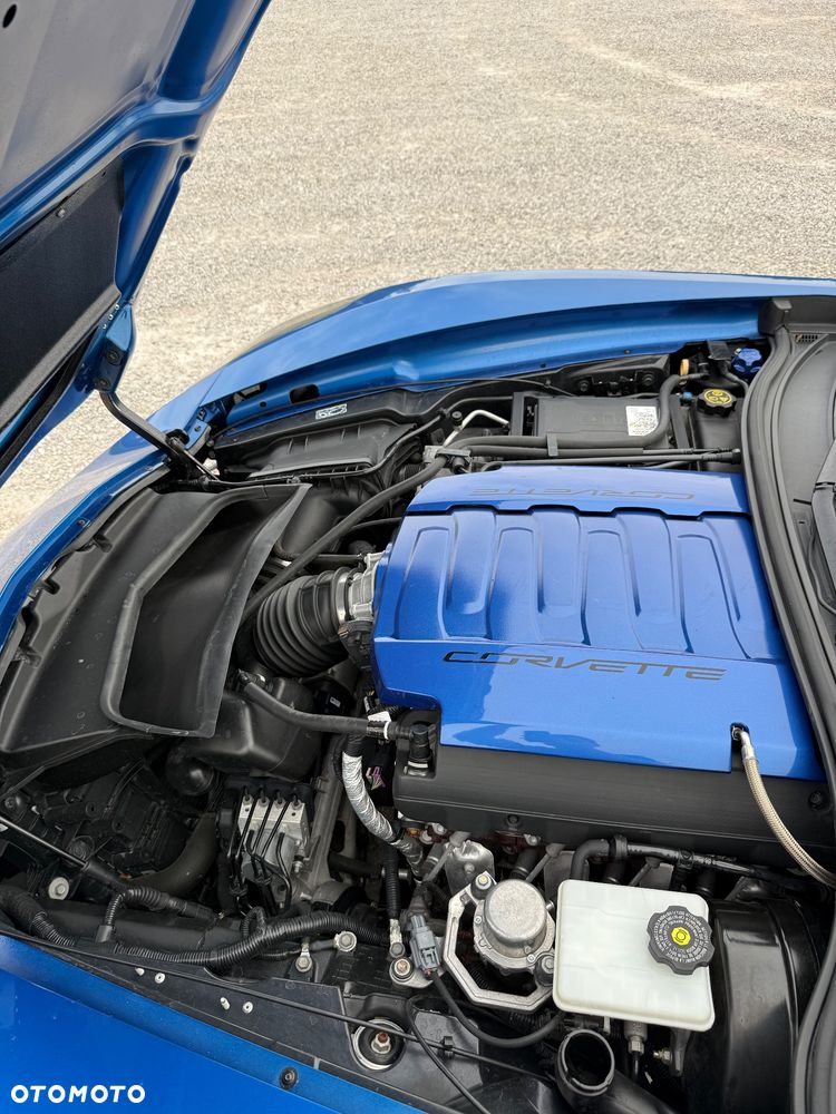 Chevrolet Corvette - 14