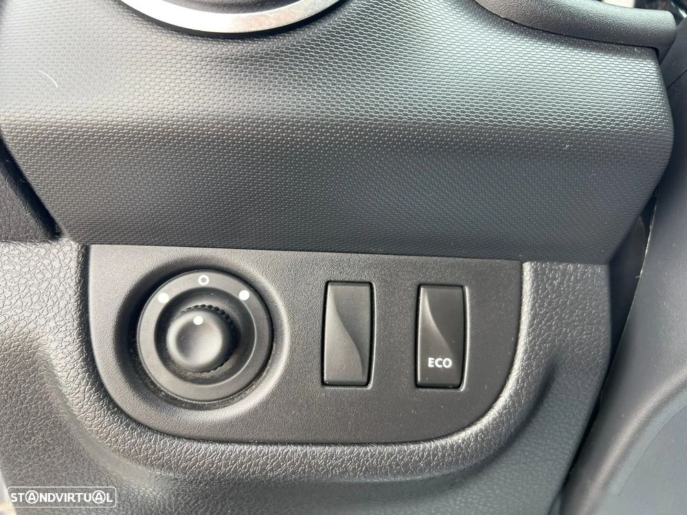 Dacia Sandero 0.9 TCe Stepway - 16