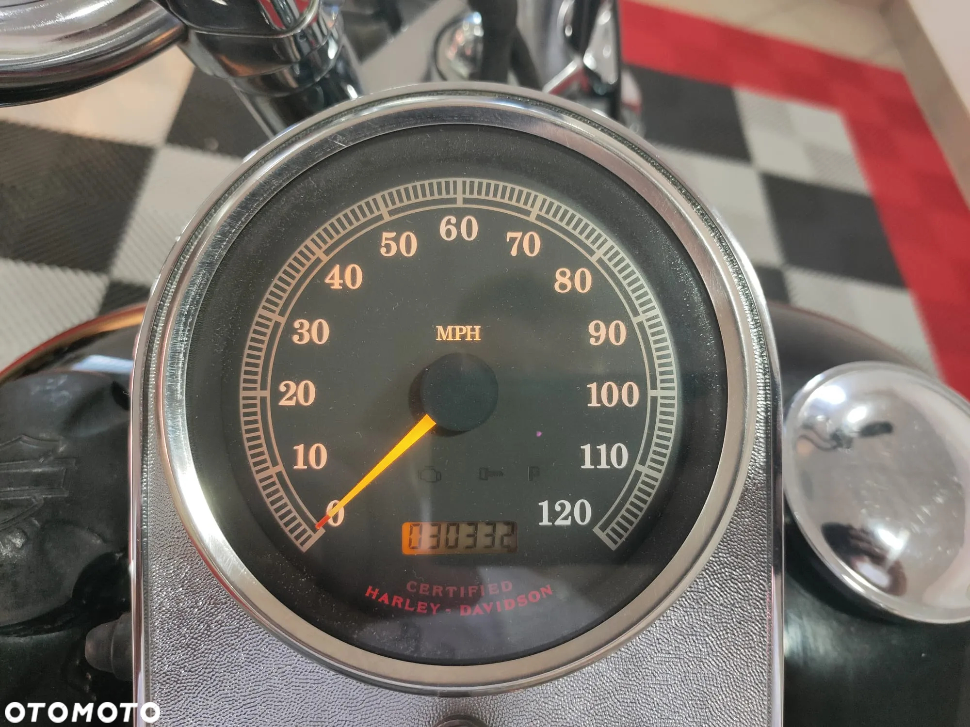 Harley-Davidson Softail Springer Classic - 13