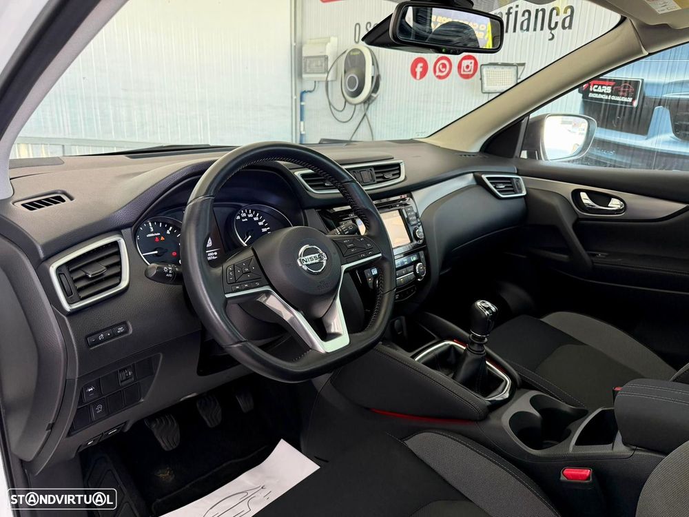 Nissan Qashqai 1.5 dCi N-Connecta 18 - 9