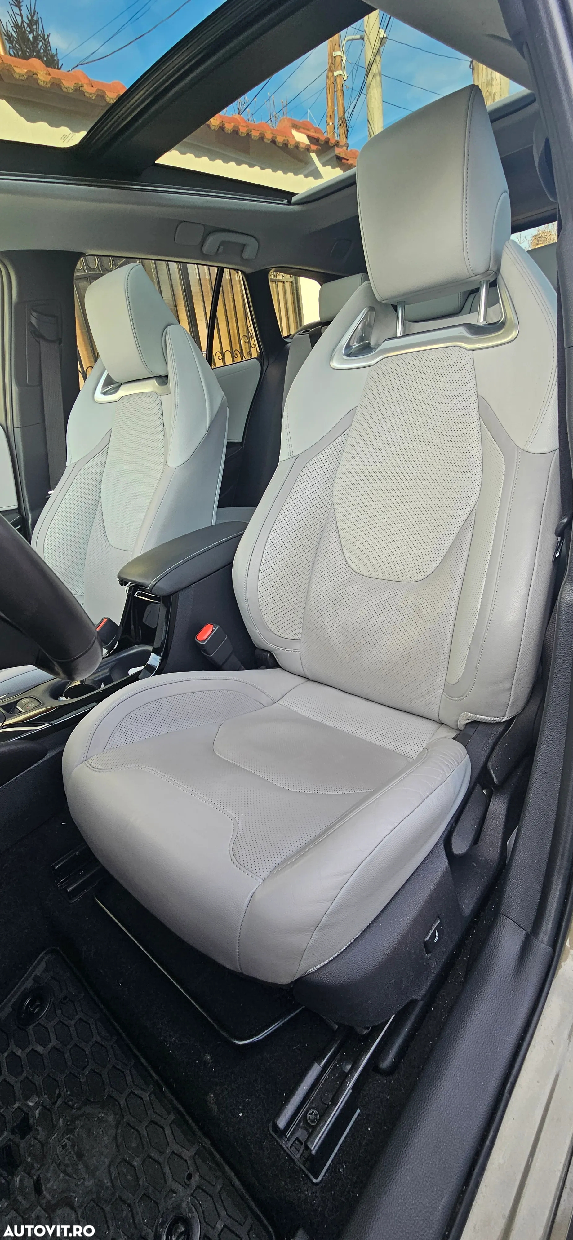 Toyota Corolla - 10