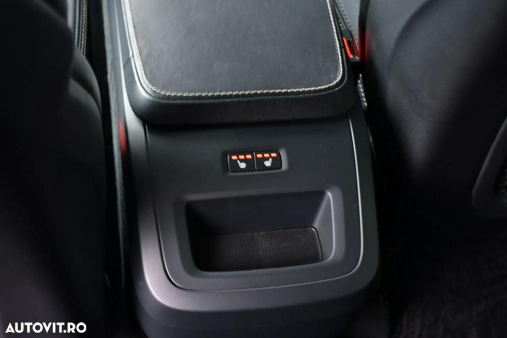 Volvo XC 90 D5 AWD Inscription - 17