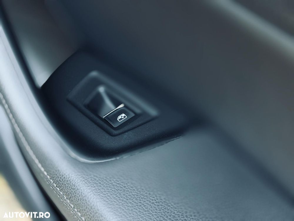 Volkswagen Passat 2.0 TDI DSG 4Motion Highline - 29