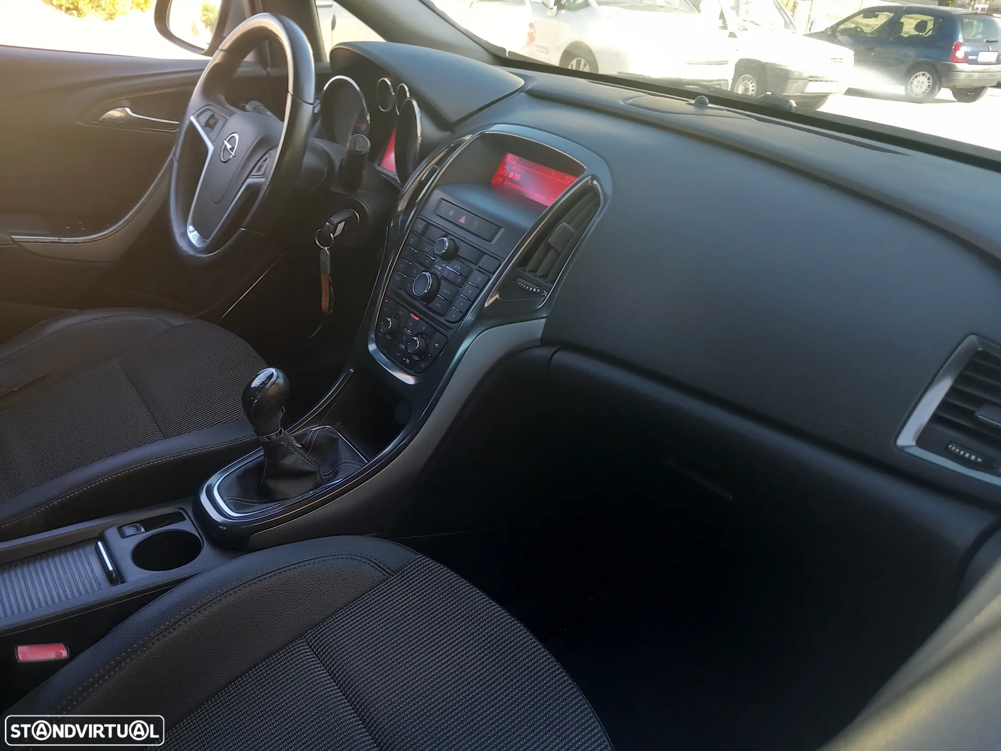 Opel Astra 1.7 CDTi Cosmo - 14