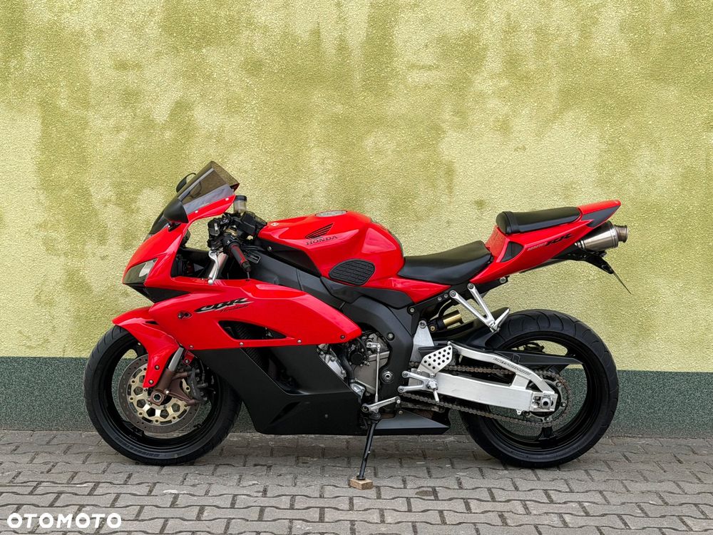 Honda CBR - 24