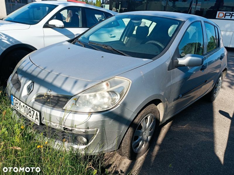 Renault Clio 1.5 dCi Authentique - 1