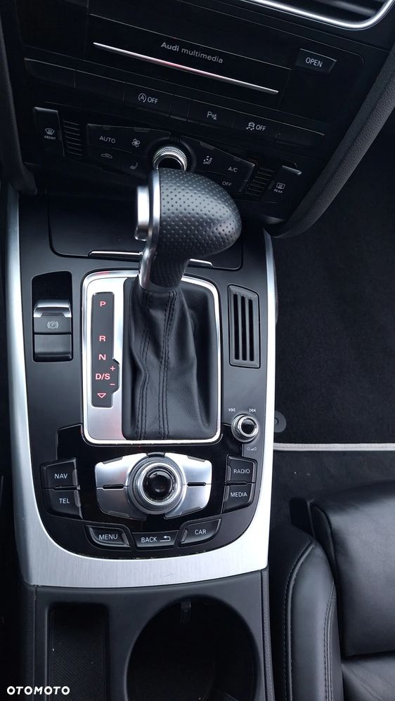 Audi A4 Avant 2.0 TDI DPF quattro S tronic S line Sportpaket - 17