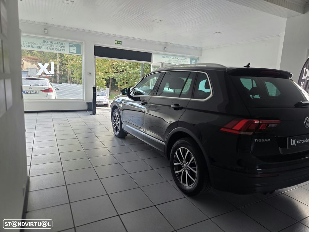 VW Tiguan 1.6 TDI Confortline - 11