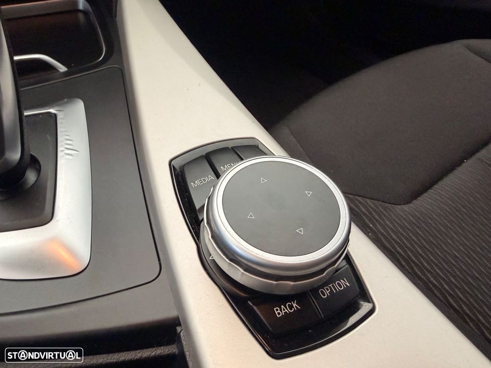 BMW 318 d Advantage Auto - 15