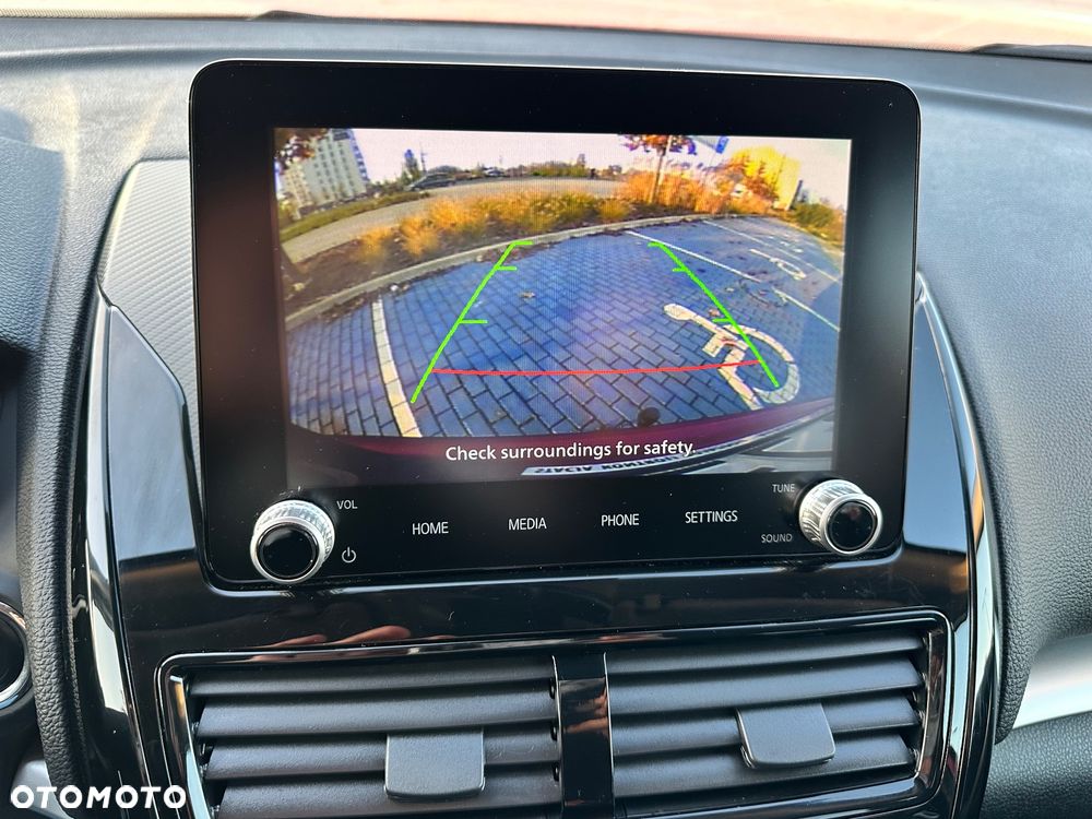 Mitsubishi Eclipse Cross - 24