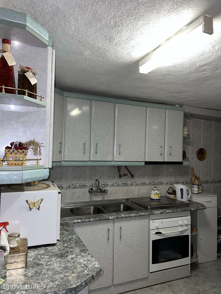 Casa do Poço – moradia tradicional em Salvaterra do Extremo - Grande imagem: 2/21