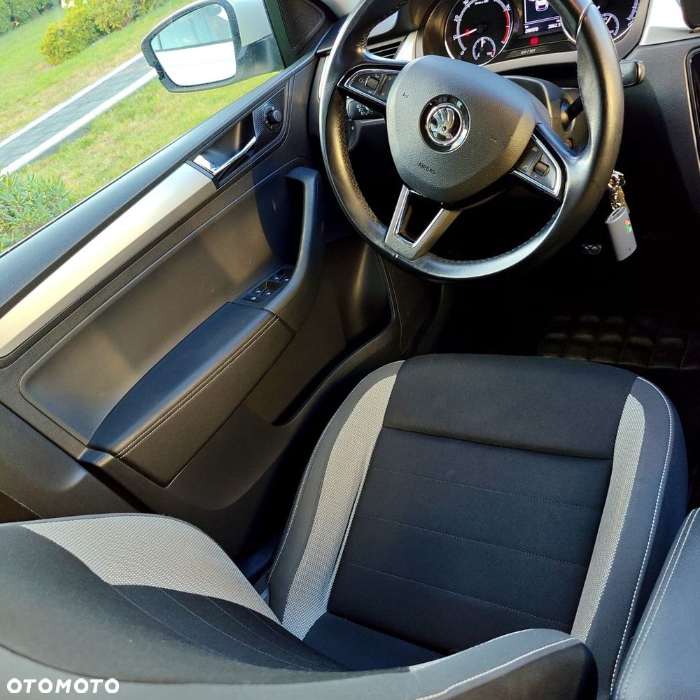 Skoda RAPID 1.0 TSI Ambition - 6