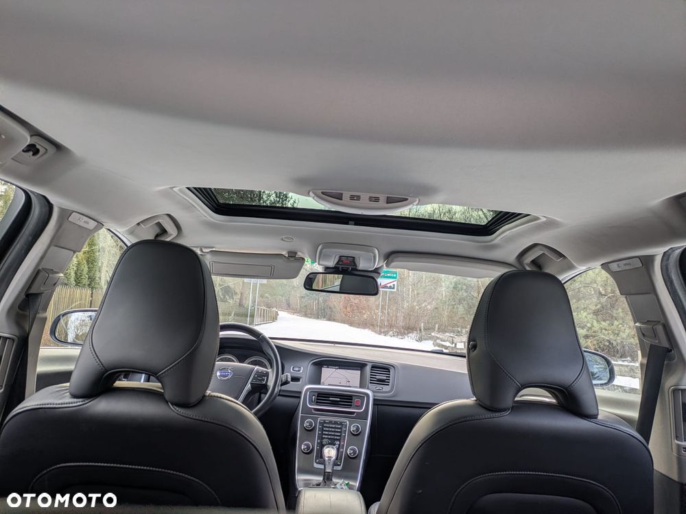 Volvo V60 D4 AWD Summum - 22