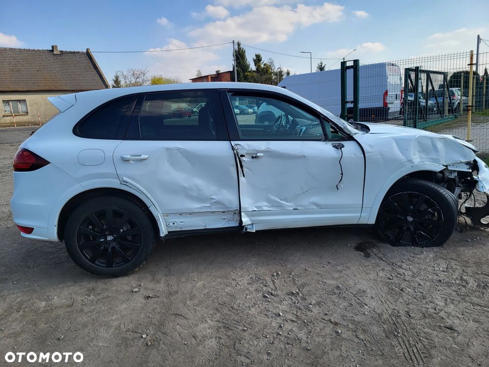 Porsche Cayenne Platinum Edition - 7