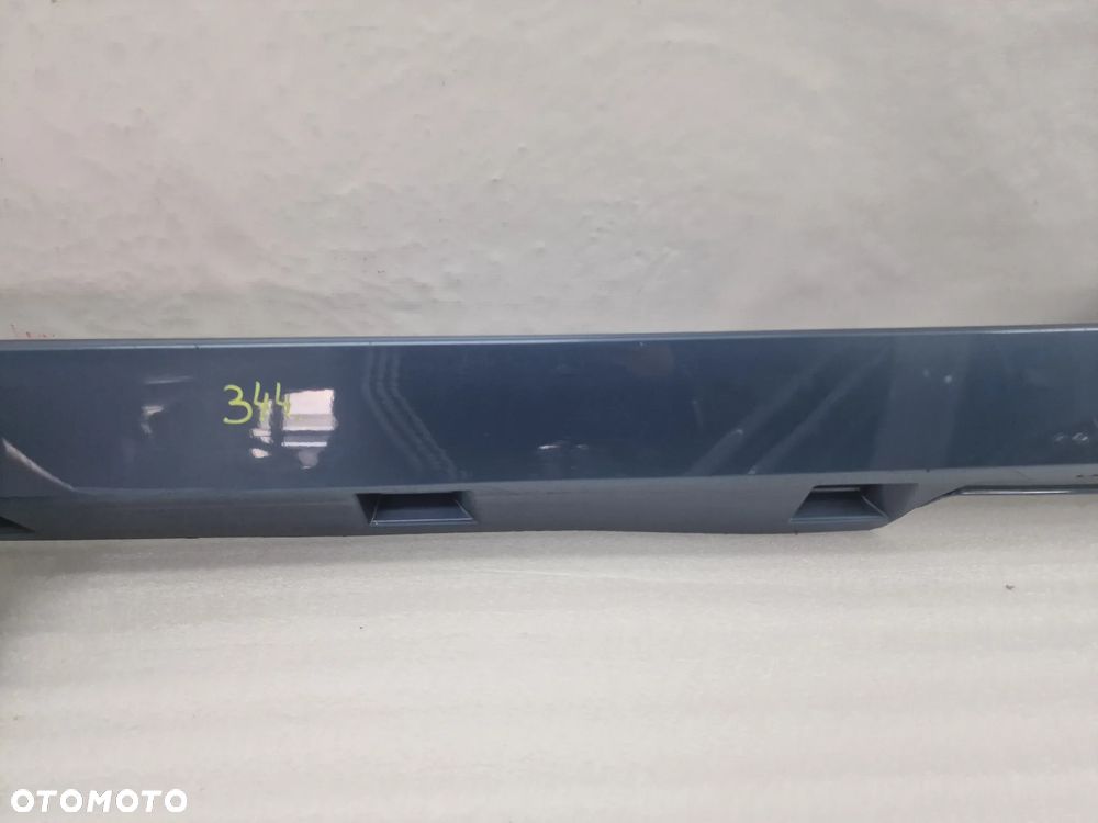 VW PASSAT B8 3G0 KOMBI SEDAN 14- LISTWA PROGOWA / NAKŁADKA PROGU , KOLOR NIEBIESKI METALIK , NR 3G0853857F , NR AUKCJI PR344 - 5