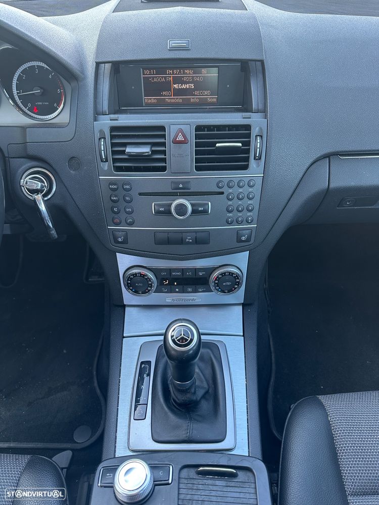 Mercedes-Benz C 220 CDI DPF Auto BlueEFFICIENCY Avantgarde - 8