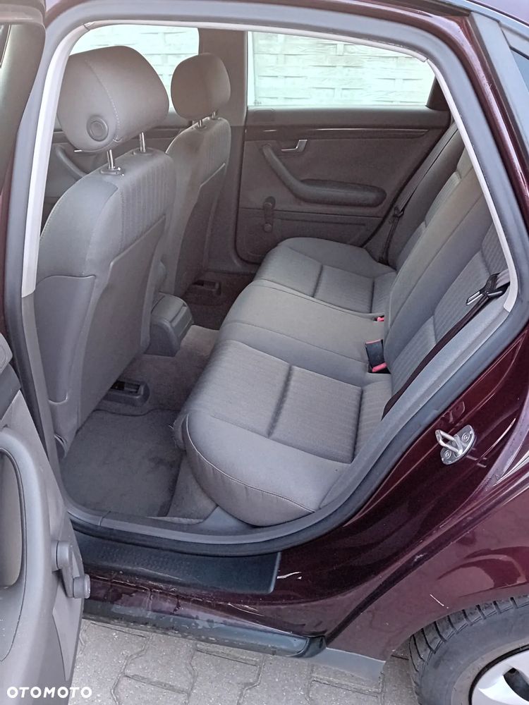 Audi A4 Limousine 2 - 8