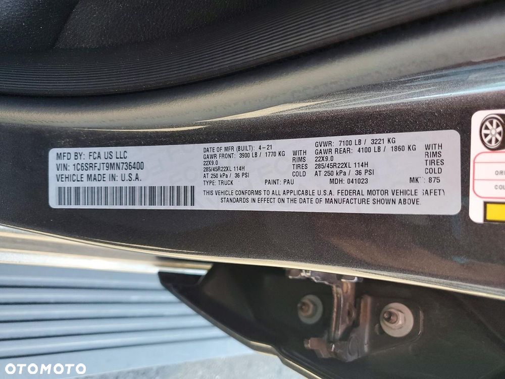 RAM 1500 5.7 Crew Cab Laramie - 12