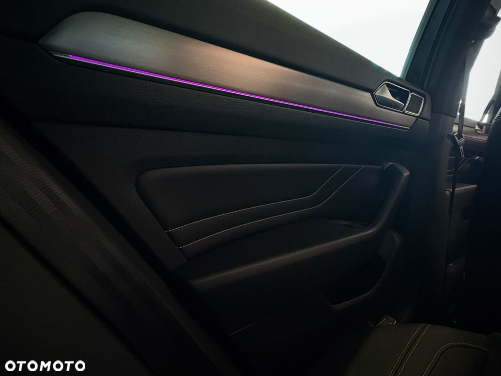Volkswagen Passat Variant - 14