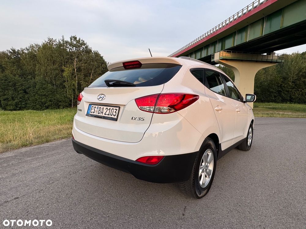Hyundai ix35 1.6 2WD Fifa World Cup Edition - 13