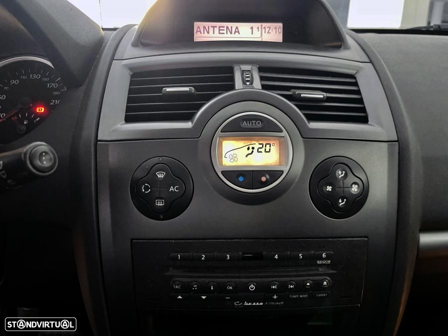 Renault Mégane Break 1.5 dCi Dynamique S - 11