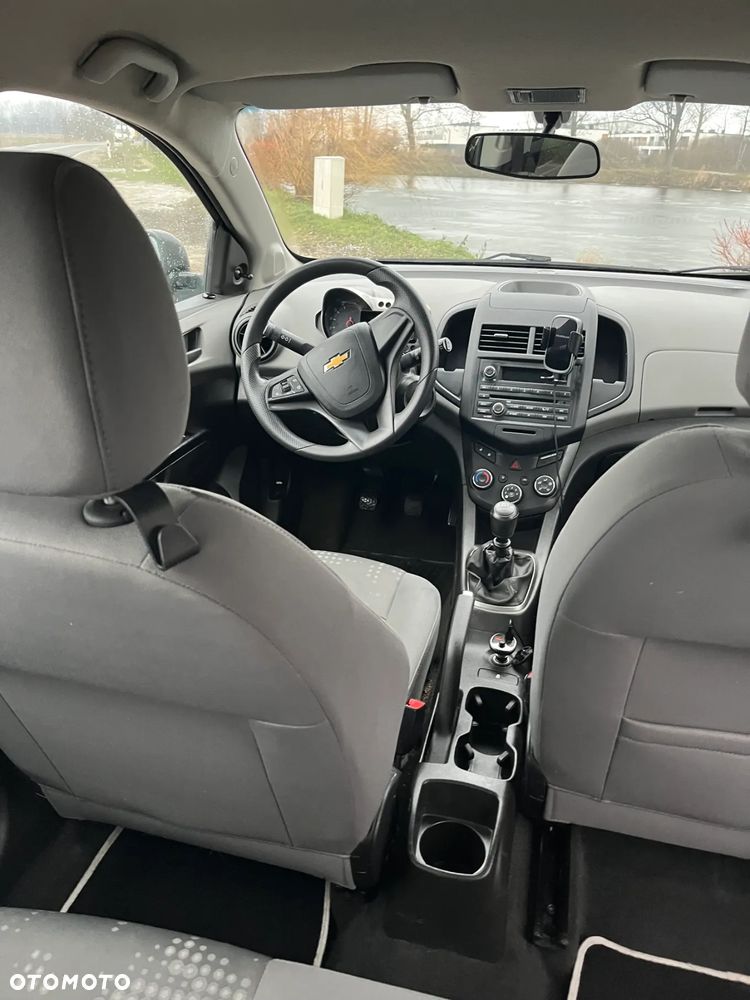 Chevrolet Aveo 1.2 LS - 9