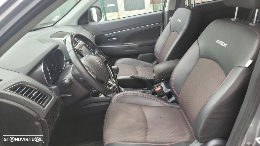 Mitsubishi ASX 1.6 DI-D Intense Black Edition - 16