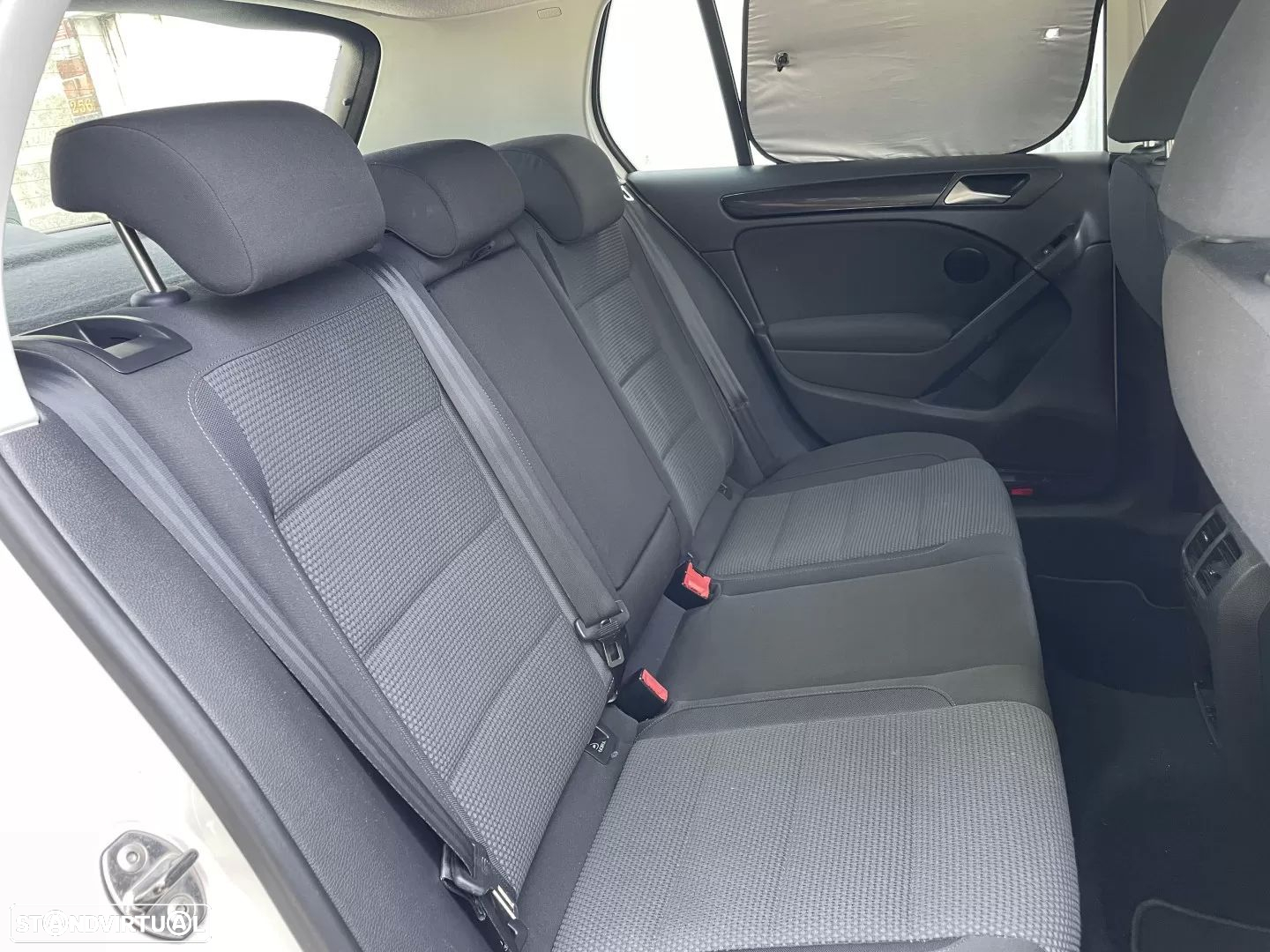 VW Golf 2.0 TDi Confortline - 17