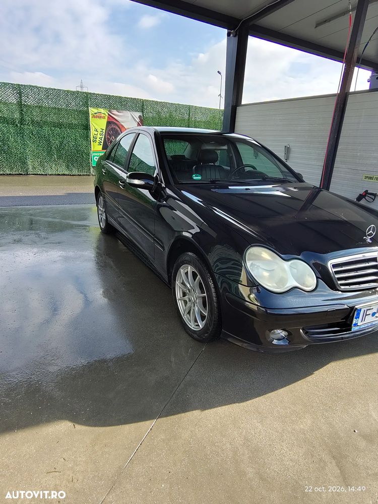Mercedes-Benz C - 7