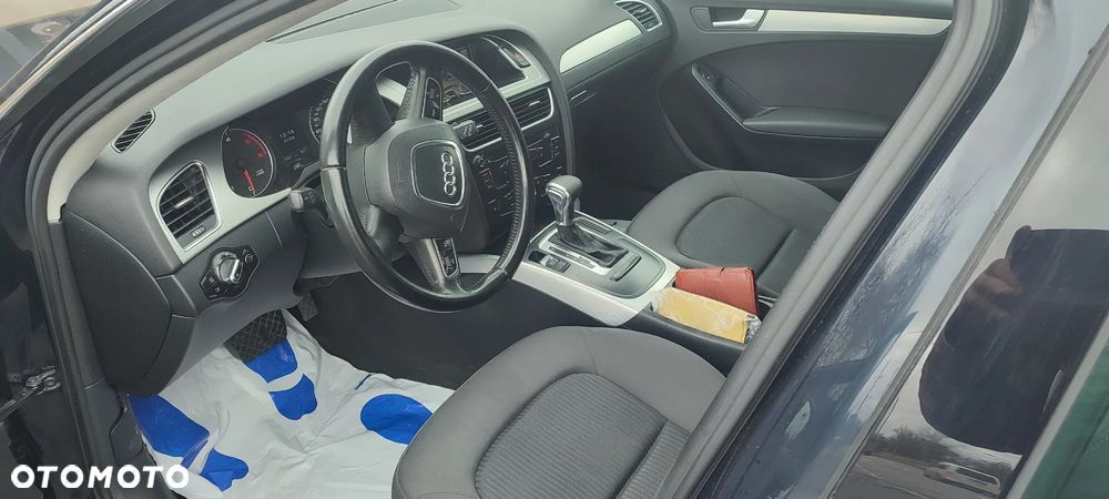 Audi A4 Avant - 5