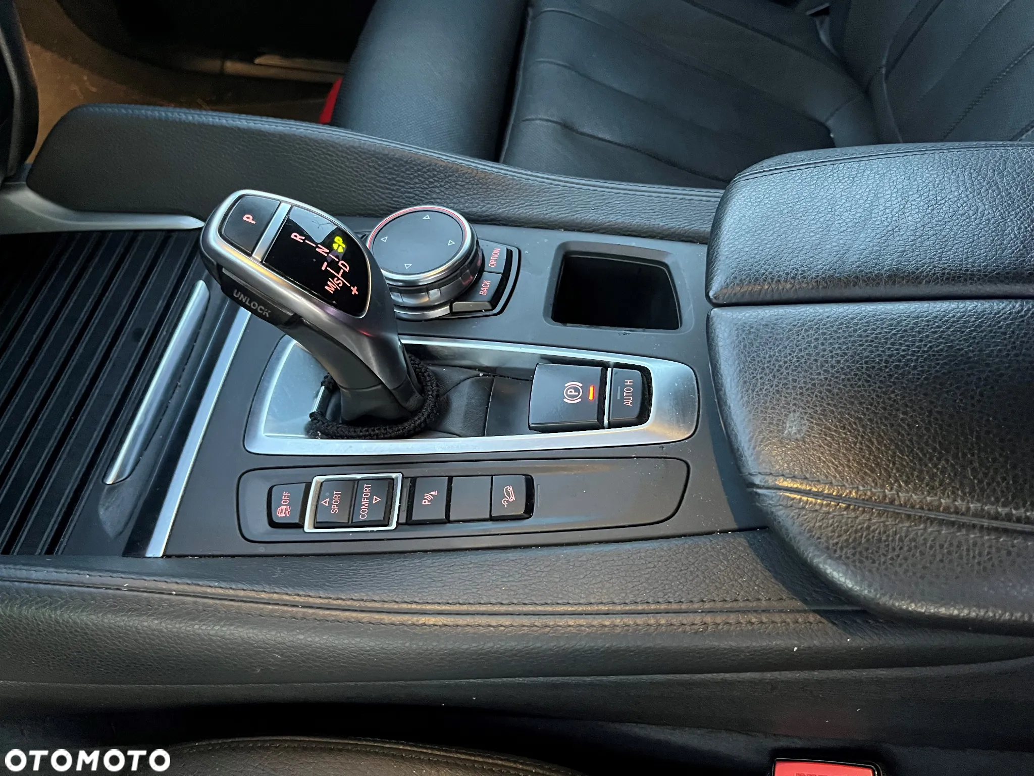 BMW X6 xDrive40d - 19