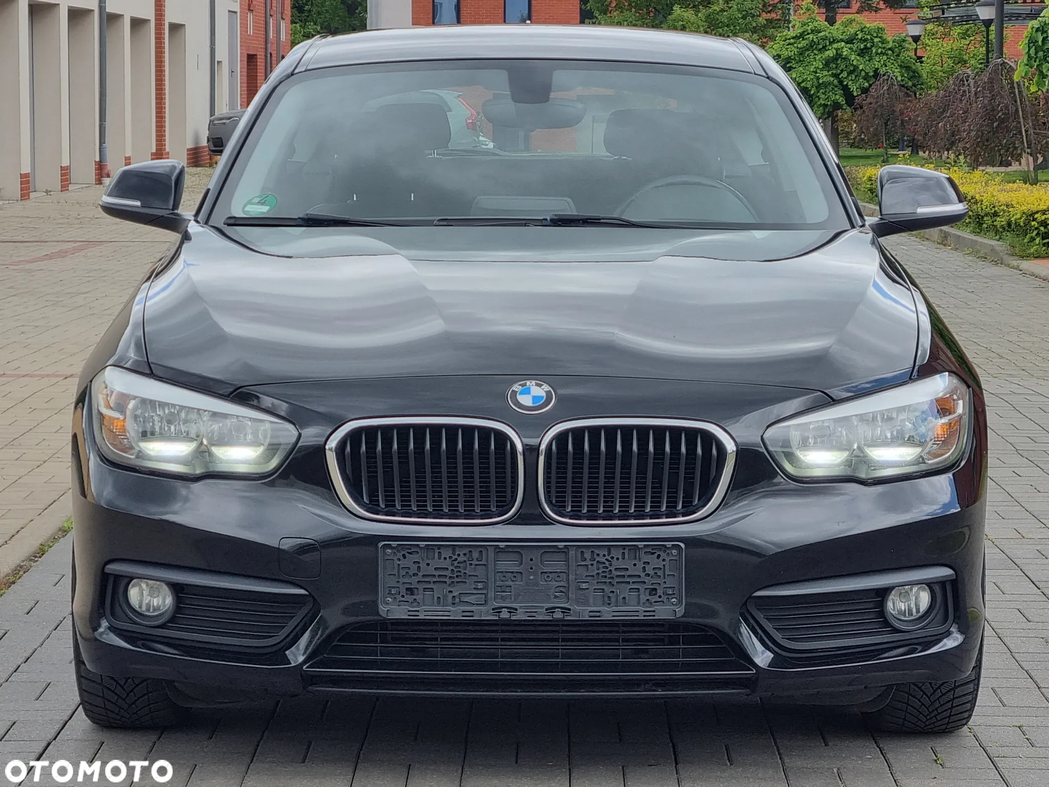 BMW Seria 1 116d - 8
