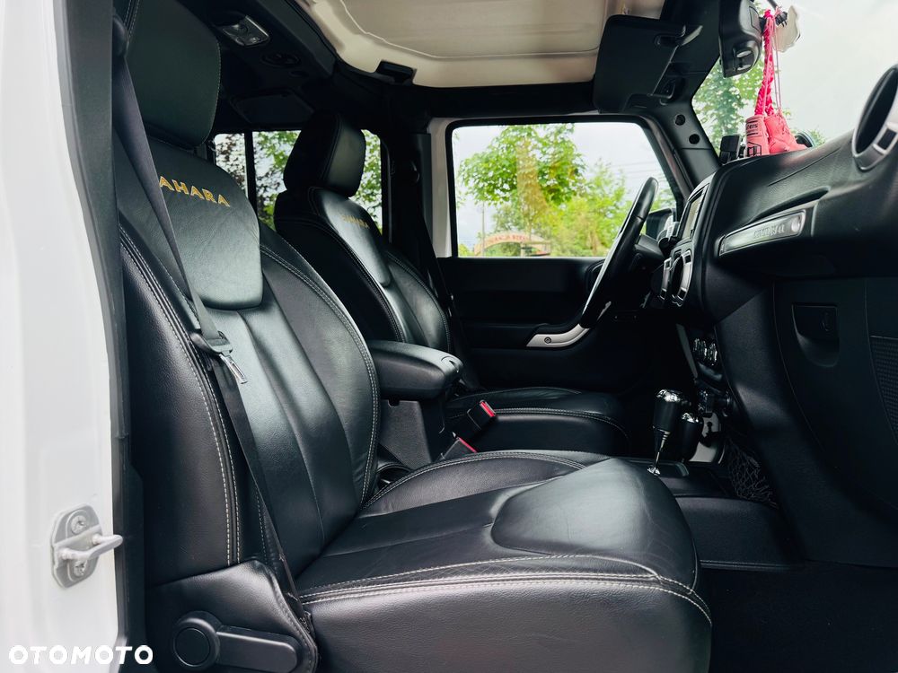 Jeep Wrangler Unlimited 2.8 CRD DPF Automatik Sahara - 30