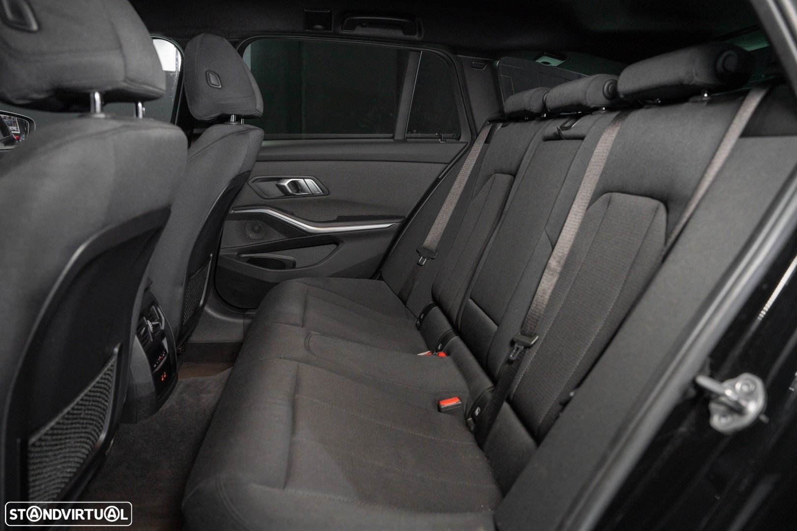 BMW 320 e Touring Auto - 12